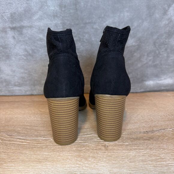 American Rag Women's Adrien Black Almond Toe Heel Booties Boots Chic Size 9 - Picture 5 of 11